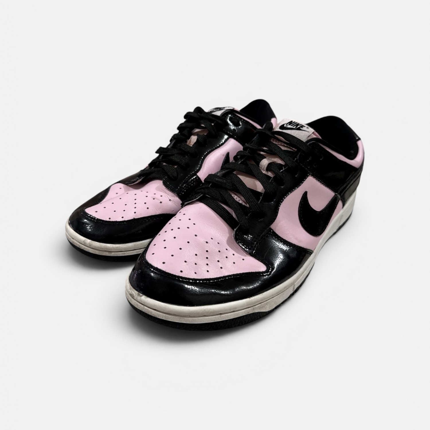 Nike Dunk Low “Pink Patent” / Pre-Owned